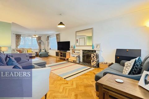 4 bedroom detached house for sale, Bois Hall Gardens, Halstead, Essex