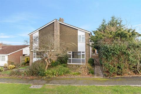 Laburnum Green, Hailsham