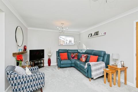2 bedroom detached bungalow for sale, Cranborne Close, Trowell, Nottingham