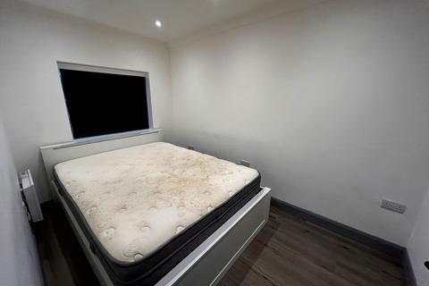 3 bedroom apartment to rent, a Castle Street, Stockport
