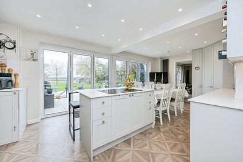 undefined, Grendon Road, Aylesbury HP18