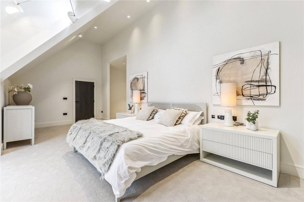 Principal Bedroom