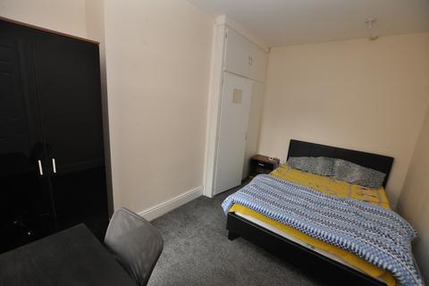 undefined, Calais Road , Burton upon Trent DE13
