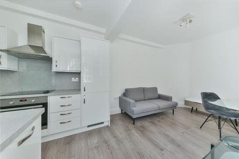 1 bedroom apartment to rent, The Waterloo Estate, Waterloo London SE1