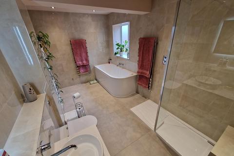 3 bedroom detached bungalow for sale, 5A Flax Lea, Barnsley, S70 5PZ