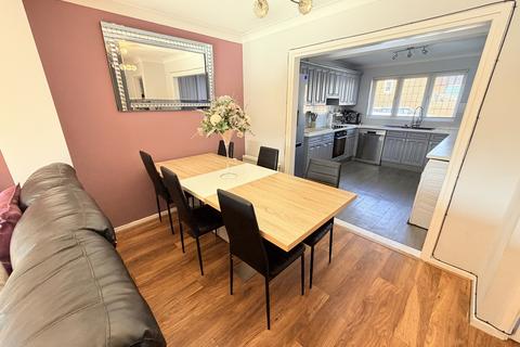 3 bedroom terraced house for sale, Palmers Drive, Little Thurrock