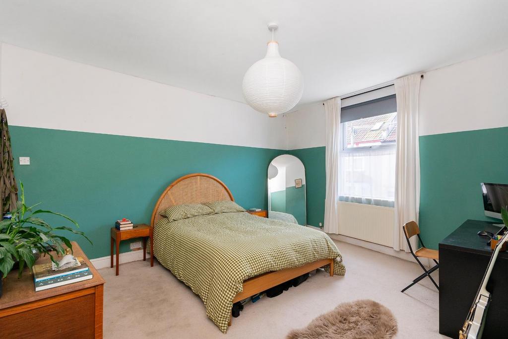 2 C1 RBR - Bedroom B.jpg
