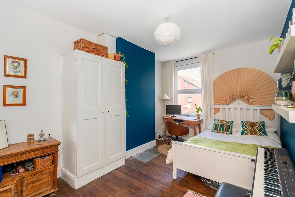 2 C1 RBR - Bedroom F.jpg