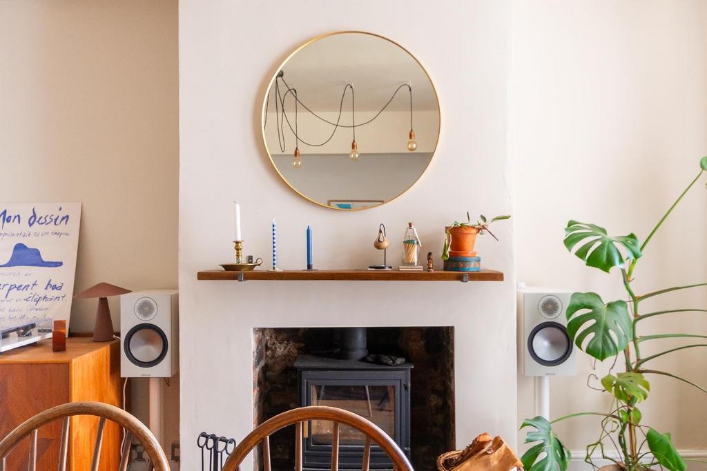 2 C1 RBR - Dining Room A.jpg