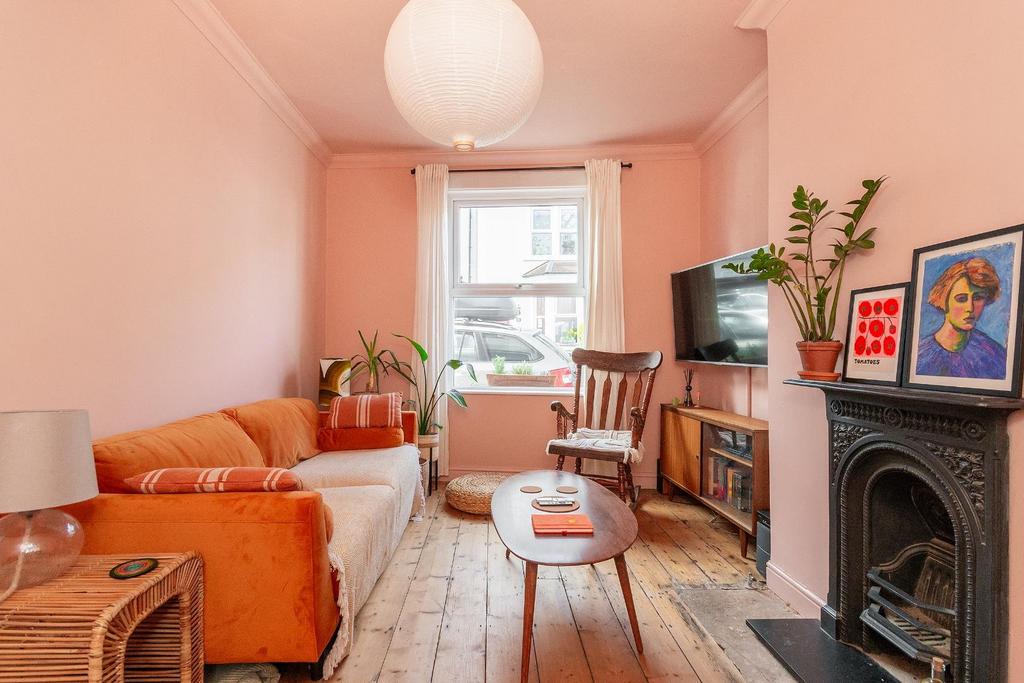 2 C1 RBR - Living Room D.jpg