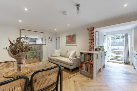2 bedroom flat for sale, Church Road, Richmond TW9