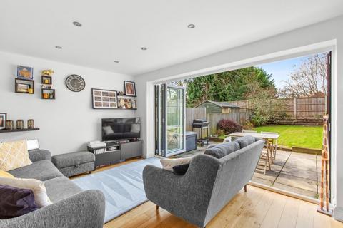 3 bedroom end of terrace house for sale, Quarrendon Road, Amersham, Buckinghamshire, HP7 9EF