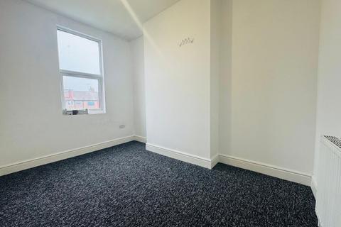 3 bedroom terraced house to rent, 3 bed, Mortlake Road IG1