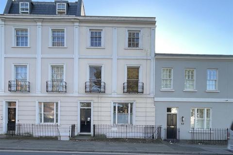 undefined, London Road, Cheltenham, GL52.