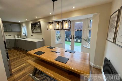 3 bedroom detached house for sale, Llewellyns View, Gilfach Goch, Rhondd Cynon Taff, CF39