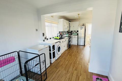 undefined, Hornchurch