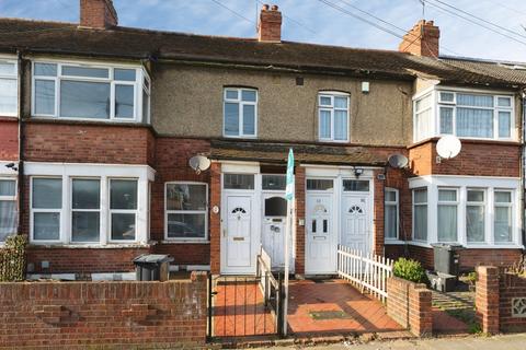 3 bedroom terraced house for sale, Perrymans Farm Road, Ilford, IG2