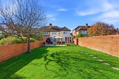 4 bedroom semi-detached house for sale, Woodland Drive, Hertfordshire AL4