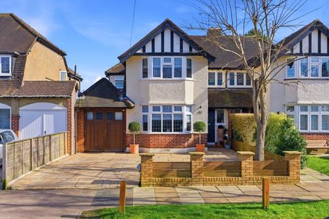 undefined, Woodland Drive, Hertfordshire AL4