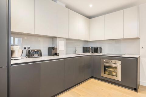 2 bedroom flat to rent, Hemming Street, London E1