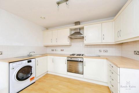 2 bedroom apartment to rent, Canal Road, Cheshire CW12