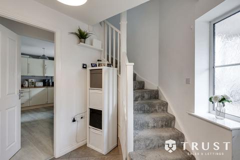 4 bedroom terraced house for sale, Westfield Street, Heckmondwike, WF16