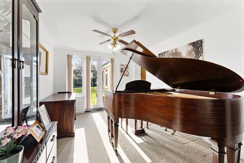 5 bedroom detached house for sale, Mill Drove, Bourne PE10