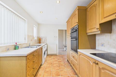 3 bedroom bungalow for sale, Glanton Close, Gateshead NE10