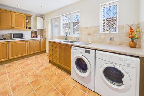 3 bedroom bungalow for sale, Glanton Close, Gateshead NE10