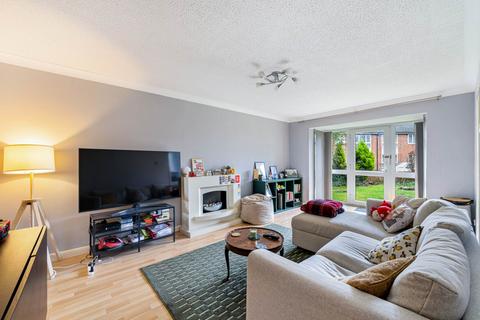 1 bedroom flat for sale, Heaton Court, Prestwich