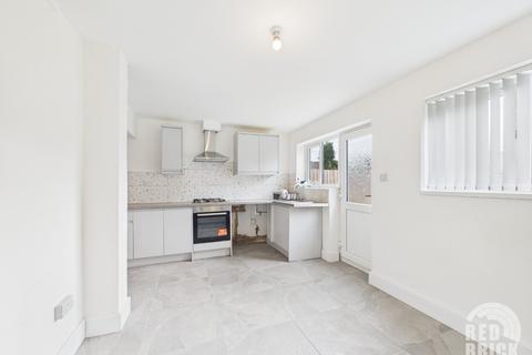 3 bedroom terraced house to rent, Charlecote Road, Coventry, CV6