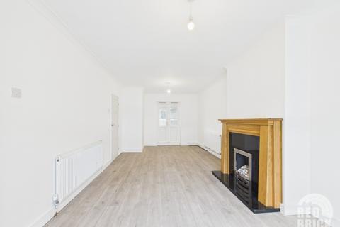 3 bedroom terraced house to rent, Charlecote Road, Coventry, CV6