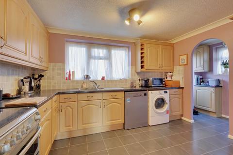 undefined, COTTAGE CLOSE, DENMEAD