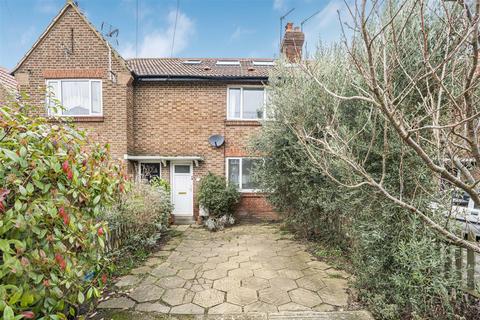 Mead Road, Ham, Richmond Upon Thames, Richmond TW10