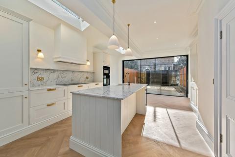 4 bedroom terraced house for sale, Warwick Road, Hampton Wick, Kingston Upon Thames, KT1
