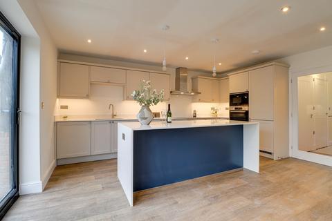 3 bedroom semi-detached house for sale, The Well, Pirton Road, Hitchin, SG5