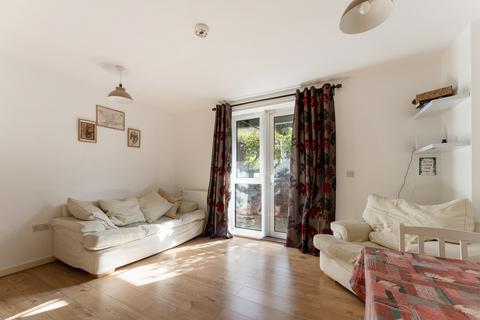 2 bedroom flat for sale, Lacey Drive, middlesex, HA8