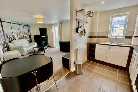 2 bedroom apartment for sale, Ovett Gardens, St James Village, Gateshead