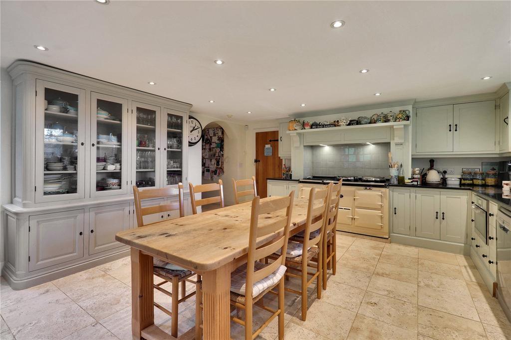 Kitchen/Breakfast