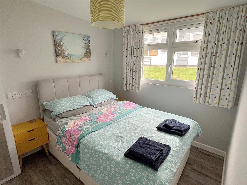 Bedroom.jpg
