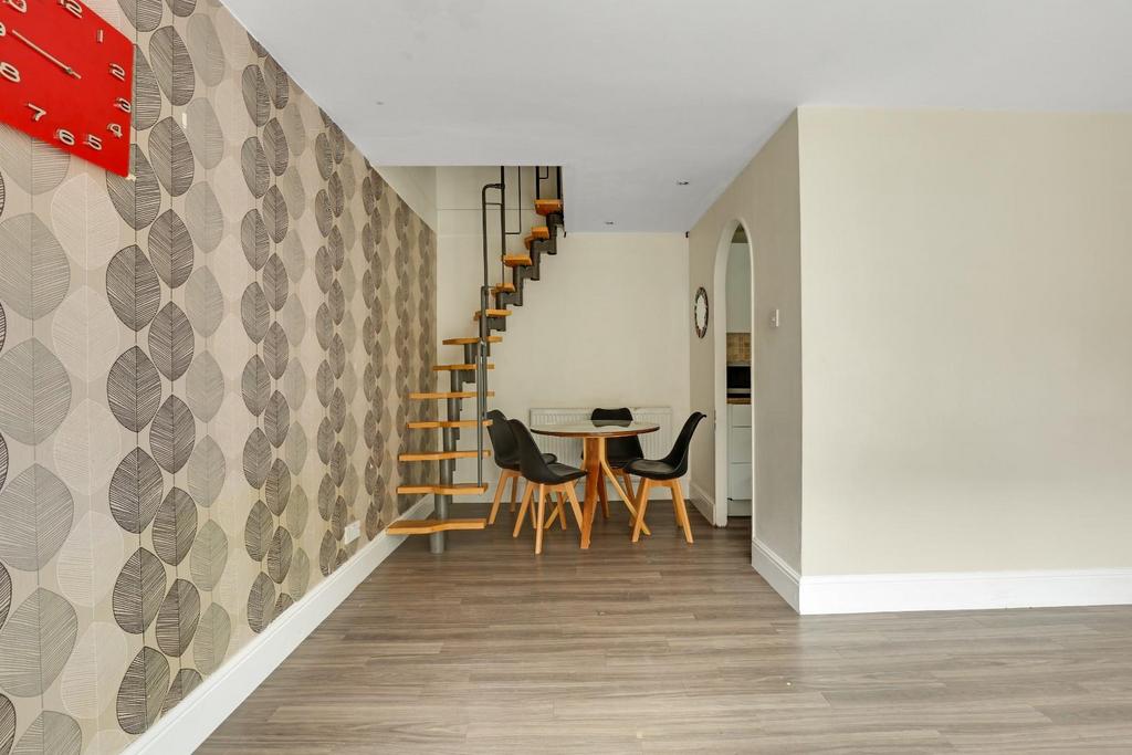 10-2c54 JHProp Wpen - 28 Jasmine Grove - 7.jpg