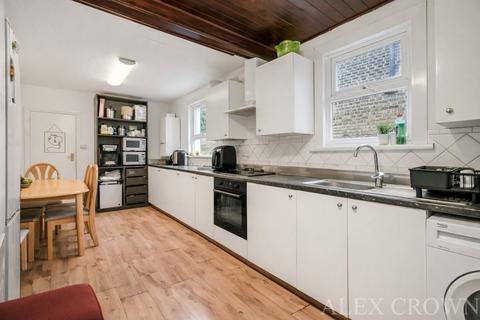 4 bedroom terraced house for sale, Hermitage Road, Harringay
