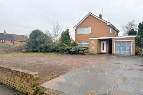 3 bedroom detached house for sale, Queen Street, Balderton, Newark, Nottinghamshire, NG24 3NR