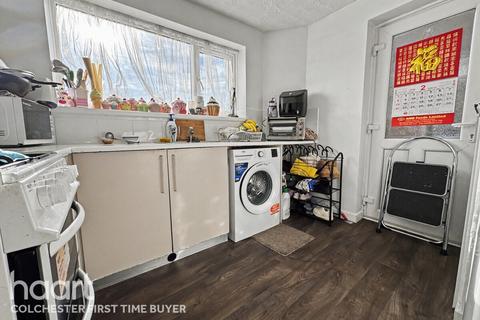 2 bedroom maisonette for sale, Havering Close, Colchester