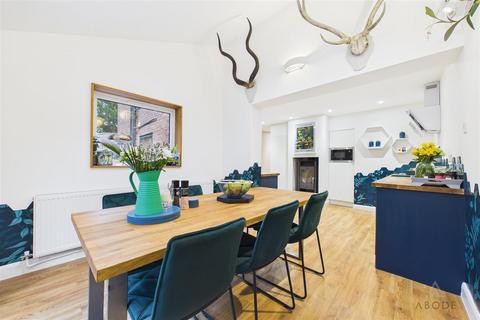 4 bedroom detached house for sale, Park Crescent, Doveridge DE6