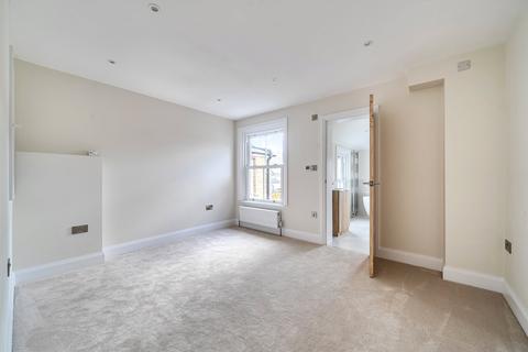 3 bedroom house for sale, Waverley Road, Weybridge, KT13