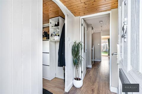 3 bedroom terraced house for sale, Byron Close, Walton-on-Thames, Surrey, KT12