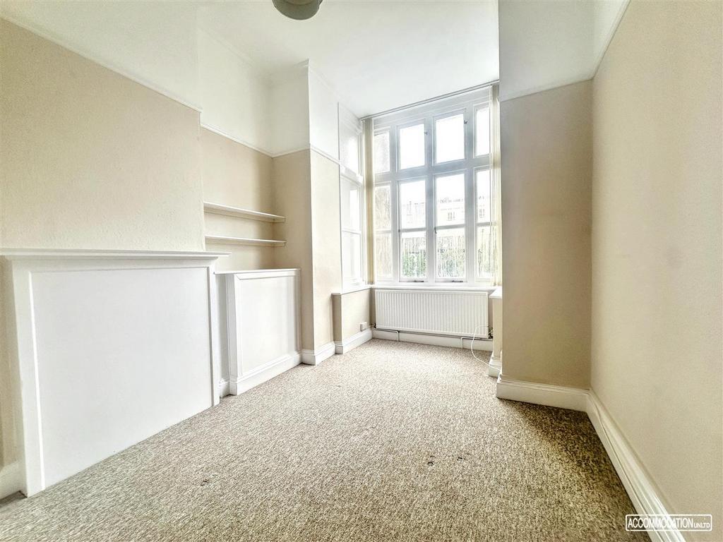 Bright room with large sash window and alcove l...