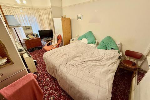 5 bedroom terraced house for sale, Salisbury Road, Great Yarmouth