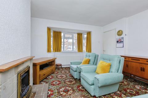 3 bedroom semi-detached house for sale, Maple Avenue, Leicester